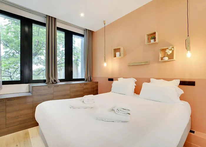 Pick A Flat's In Reuilly-diderot - Rue Claude Tillier *