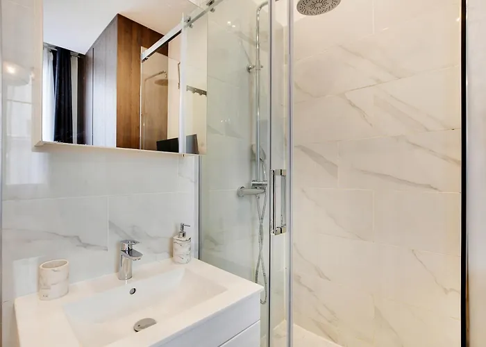 Pick A Flat's In Reuilly-diderot - Rue Claude Tillier Paris